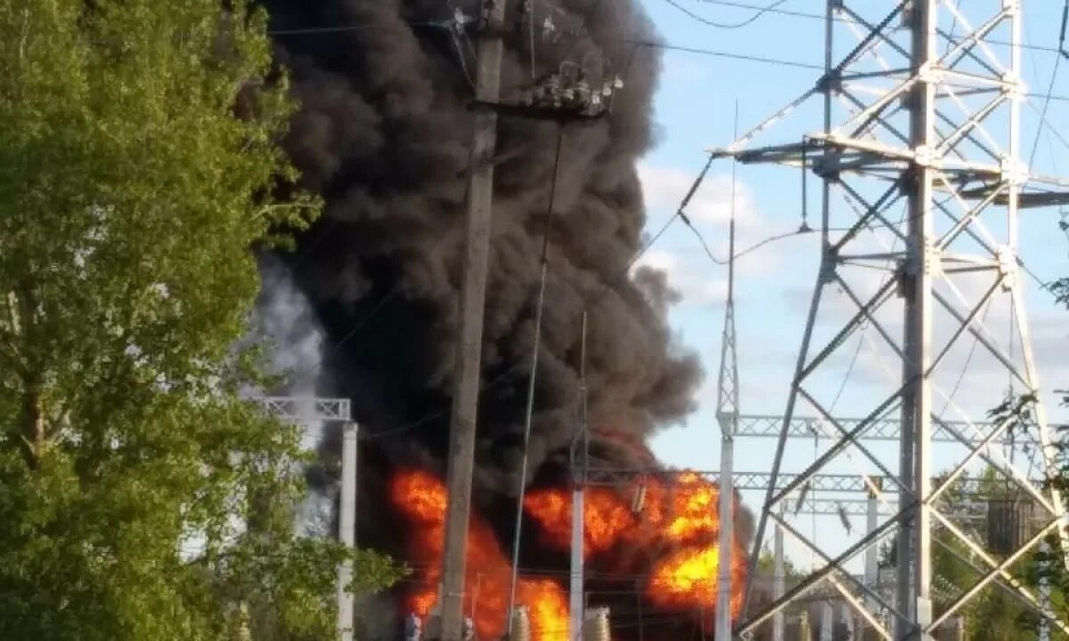 Пожар на подстанции. Пожар в Елабужском районе вчера. Пожар на электроподстанции в Сочи. Сгорела подстанция в Краснодаре. Горит подстанция