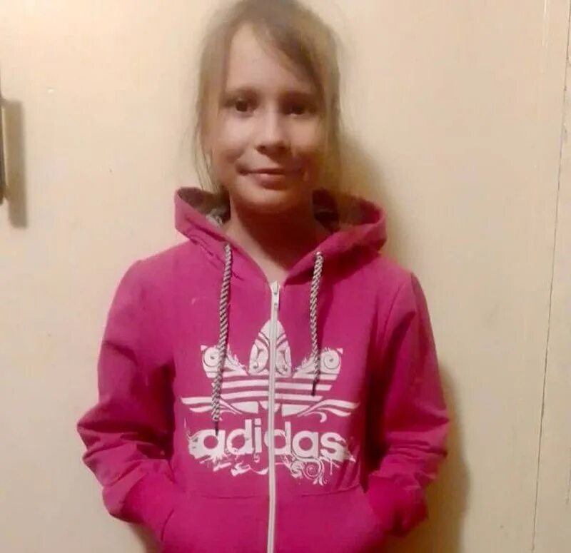 девятилетний мальчик е*** девочку. екатеринбург девочка 8 лет. красивые девушки 7 лет. 05. в екатеринбурге пропала 12 летняя девочка.