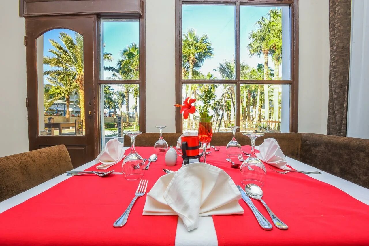 Empire beach resort 3 хургада. Empire beach resort 3 египет. Royal star empire hotel 3 хургада. Империя бич резорт хургада. Royal star empire hotel 3 хургада.