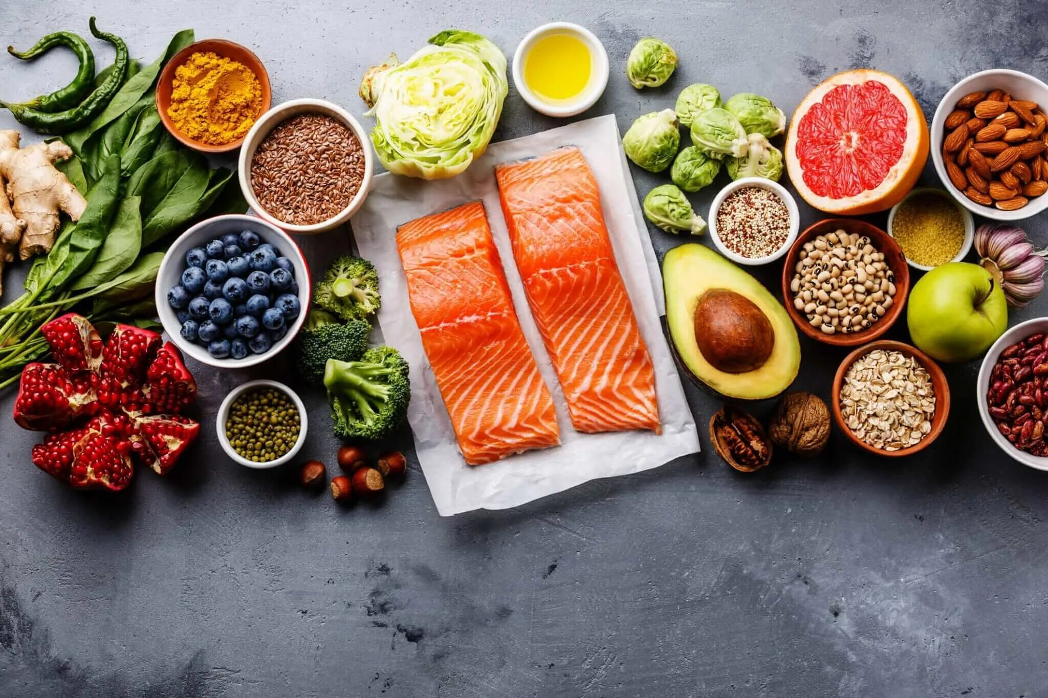 Many people think that food. Фрукты в рационе. Здоровая еда. Продукты для мозга. Many people think that food.