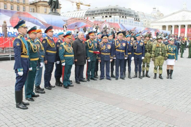 Парад Победы в Воронеже 2021. Парад 9 мая 2021 Воронеж. Парад Победы 09.05.2016 Козельск. ВУНЦ Воронеж 9 мая.