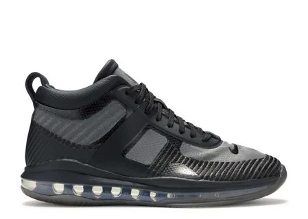 A collaboration between John Elliott, LeBron James and Nike, the John Ellio...