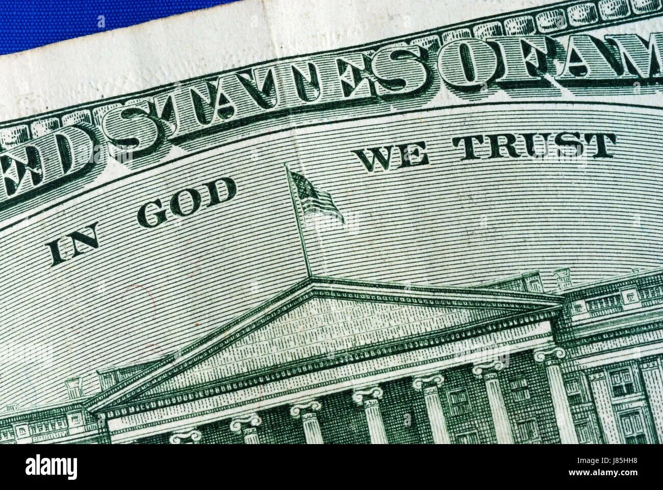 Перевод in god we trust на русский. In God we Trust 100 долларов. In God we Trust на долларе. In Gods we Trust. God we Trust.