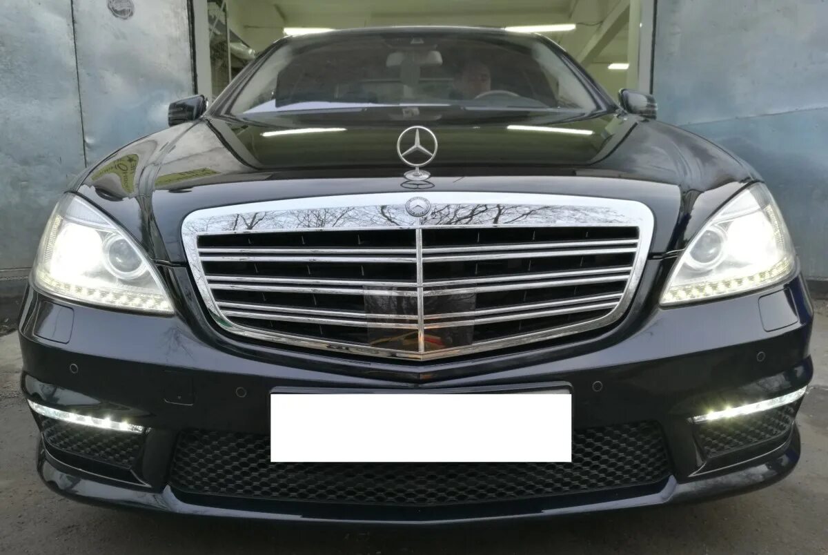 221 Мерседес 6.3 AMG. Mercedes-Benz w221 решетка радиатора. W221 решетка AMG. 221 Мерседес решетка AMG. Купить мерседес 221 авито