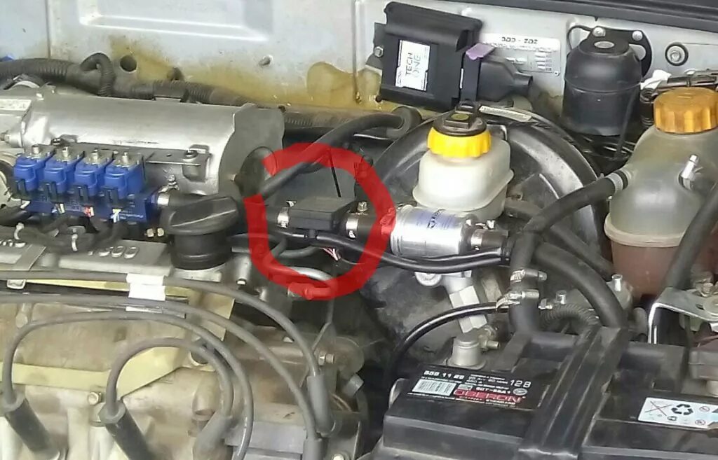 3. Не крутит стартер нива 21214. Форсунки ваз 2110. Датчик холостого хода 2110 16 клапанов. Клапан продувки адсорбера нива шевроле.