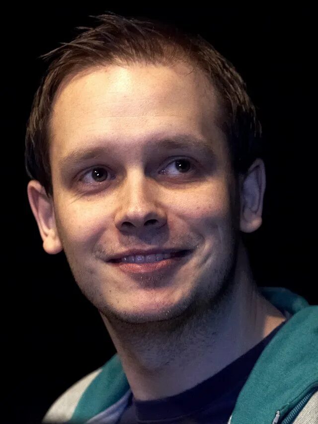Петер википедия. Создатель pirate bay. готтфрид свартхольм. петер зупан биография. сунде.
