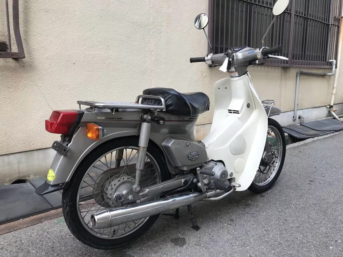 Хонда супер каб 50. Honda super Cub c50. Honda super Cub 50. Honda super Cub 50 Custom. Honda super Cub 50 кастом.