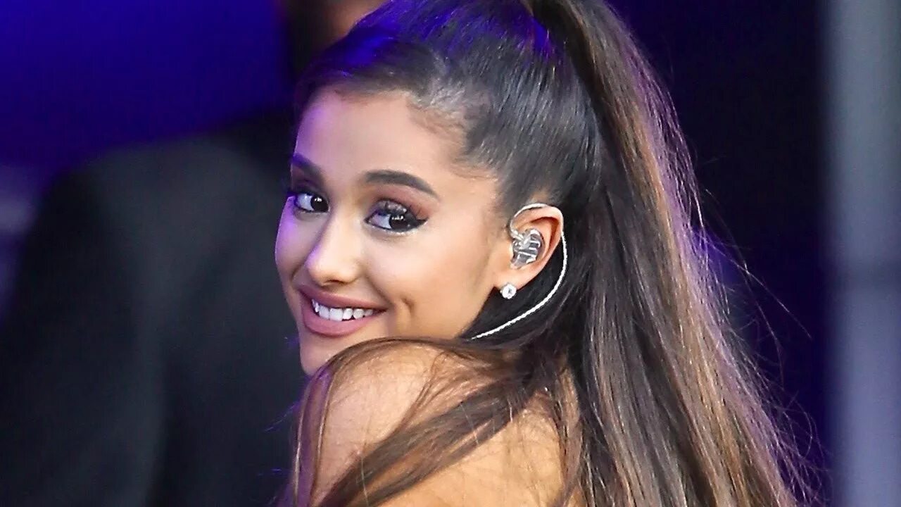 Grande way. Ariana grande.