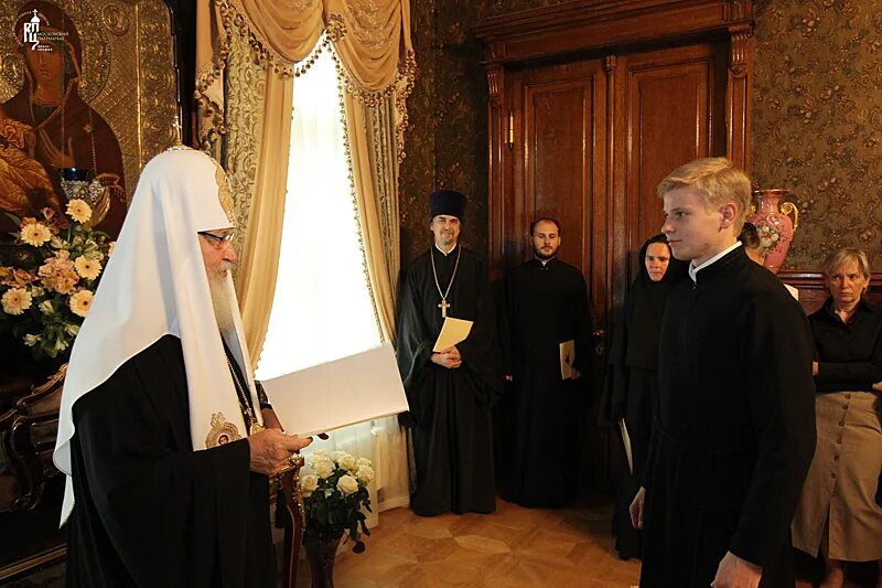 архив московской патриархии. лука патриархия. поместный собор избрание патриарха алексия. патриарх кирилл резиденция. издательский отдел московской патриархии.