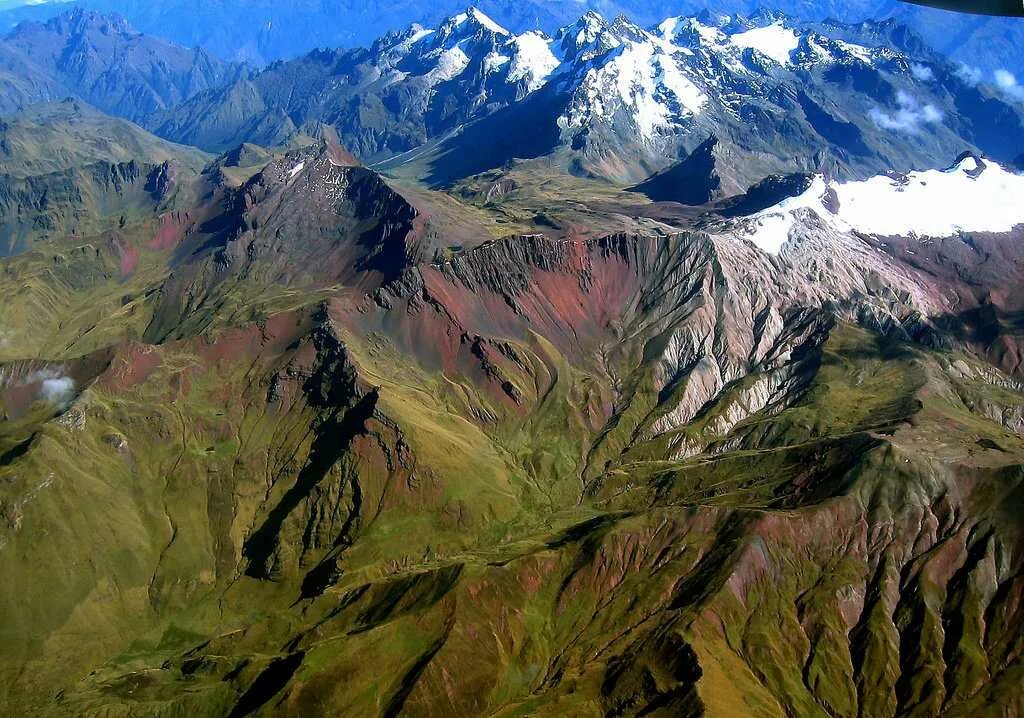 Высшая точка горной системы южной америки. Анды андийские Кордильеры. Колумбия горы Анды. Горы Анды (Andes) Перу. Чили Андский хребет.