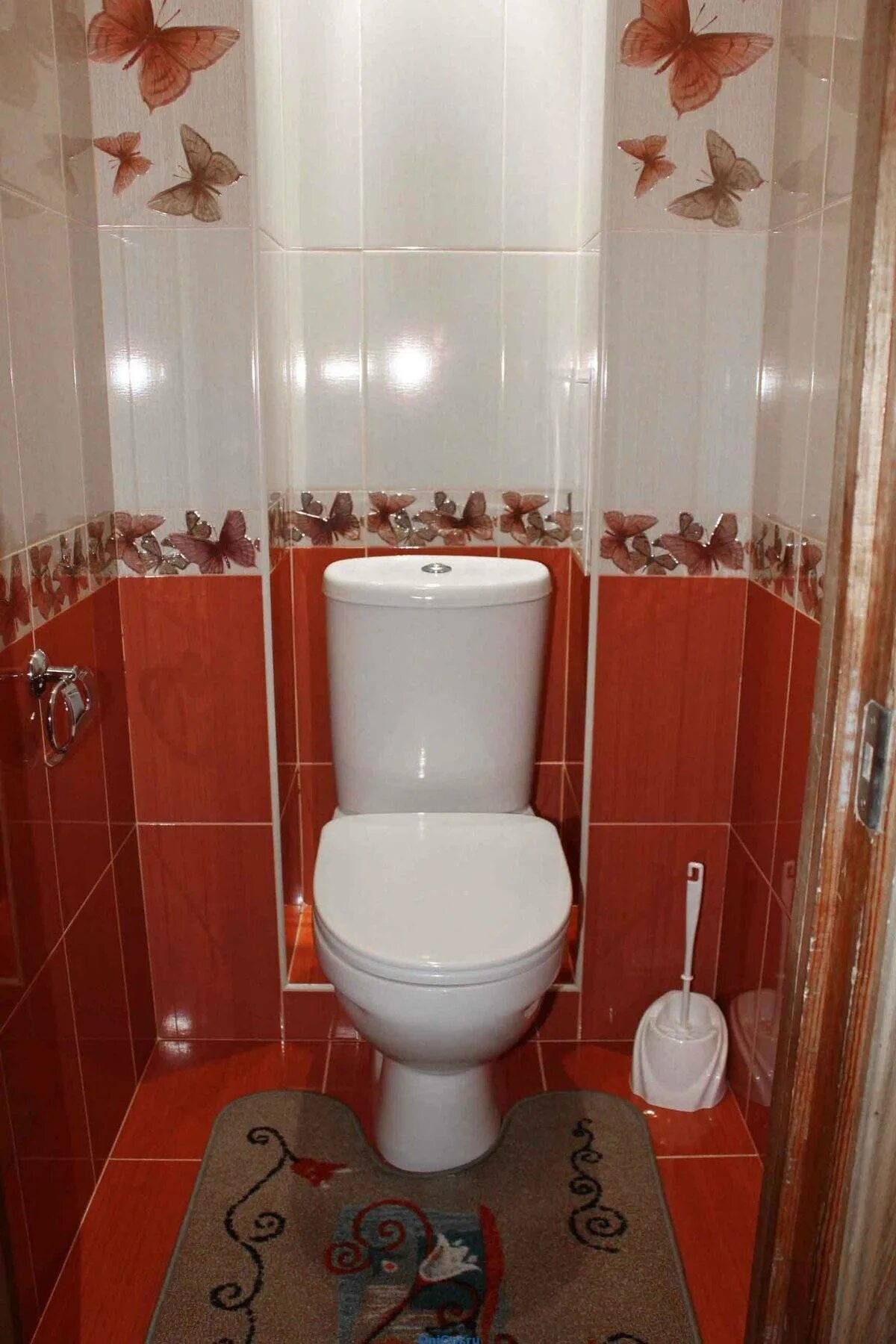 Унитазы кафельные