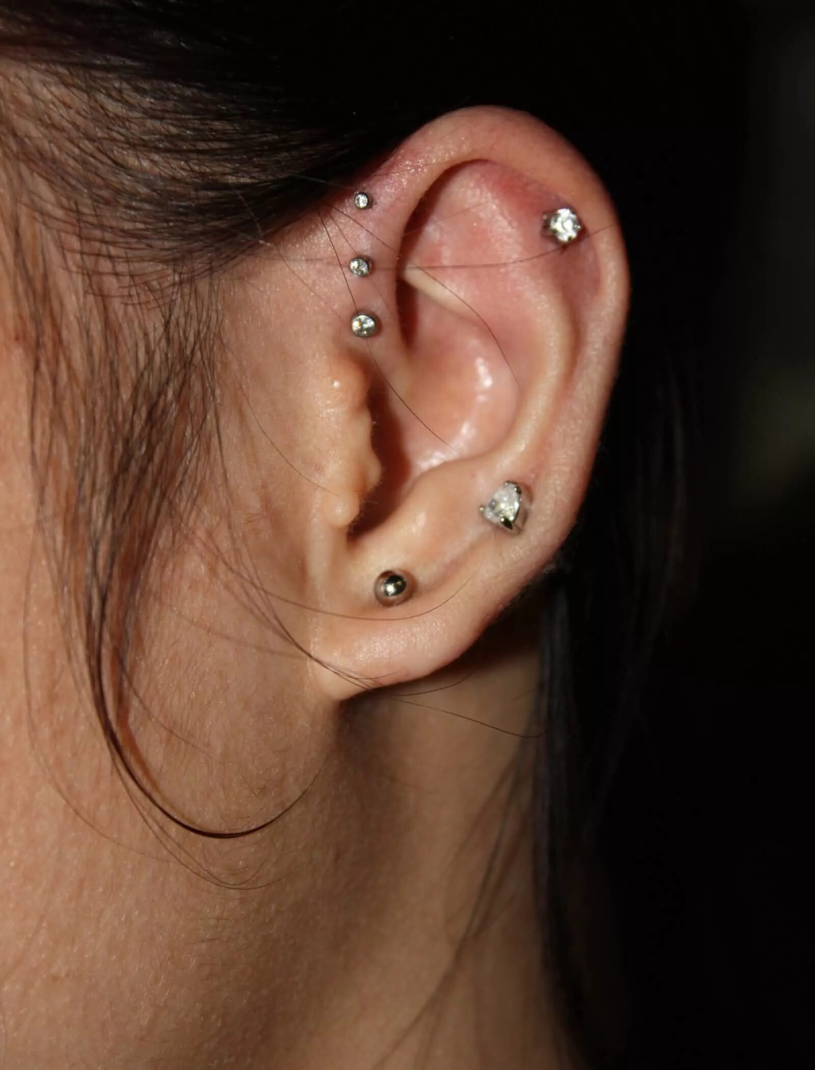 адреса где можно проколоть уши