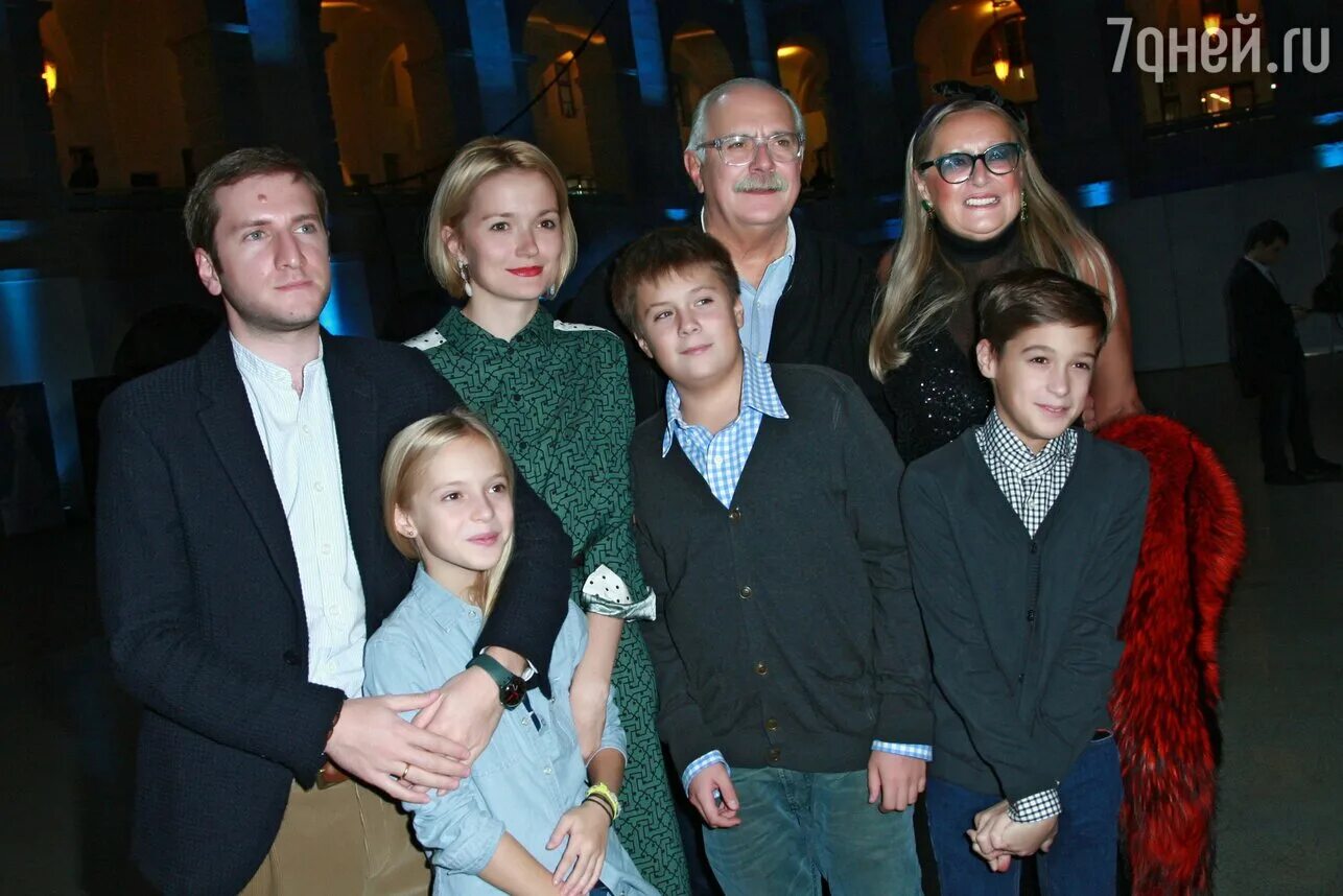 дети никиты михалкова. никита михалков внучка. дети и внуки михалкова никиты михалкова. семья никиты михалкова дети. внук никиты михалкова.