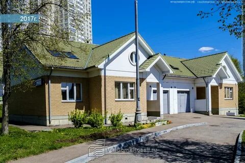 Дом красный маяк