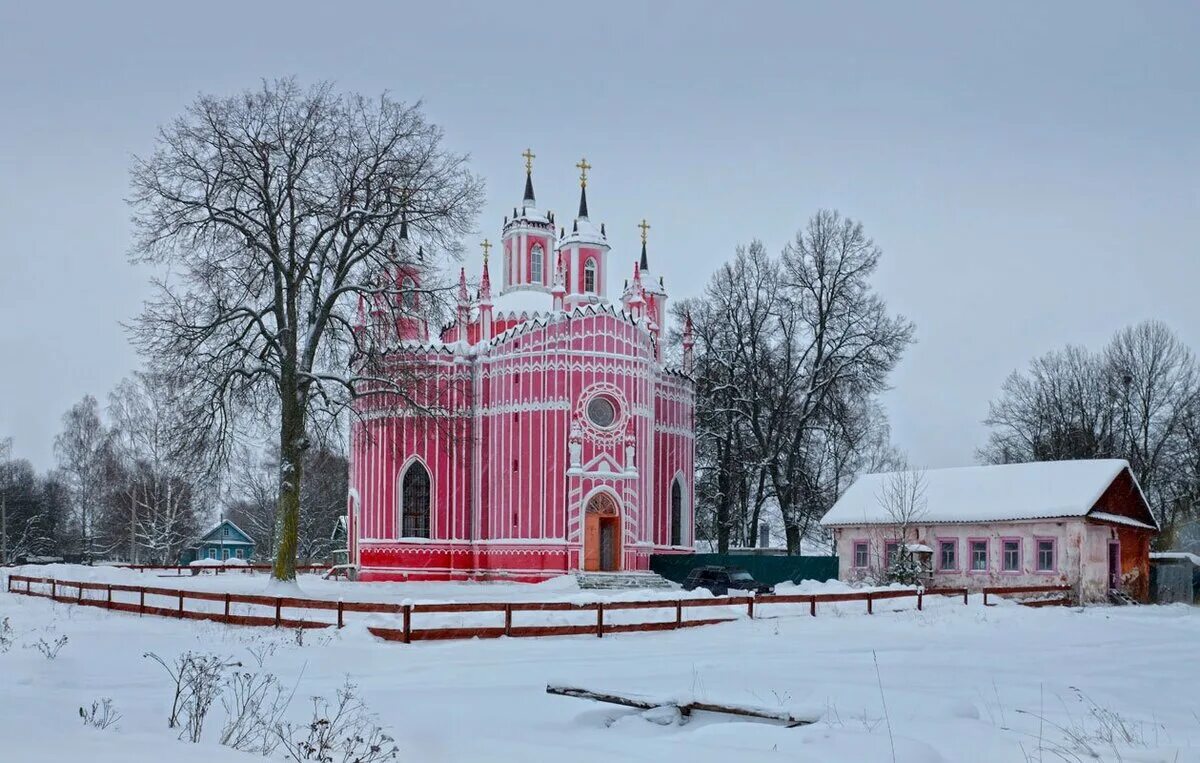 В деревне красные есть. Храм село красное Старицкий район. Преображенская Церковь село красное Старицкий район. Село красное Старицкий район Церковь. Храм Преображения Господня село красное Старицкий район.