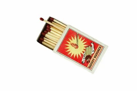 Обычный коробок спичек я нашел его неожиданно