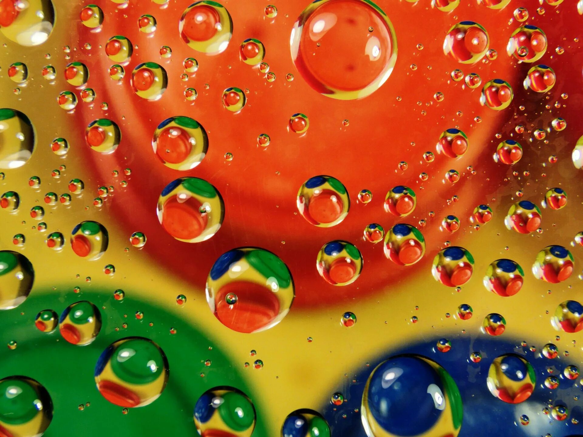 Яркие пузырьки. Обои пузыри. Цветные пузыри. Разноцветные пузырьки. Разноцветные мыльные пузыри.