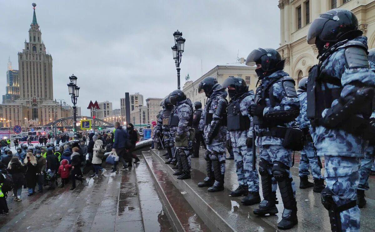 Российские силовые ведомства. Протесты в Москве. ОМОН на площади. ОМОН В Москве 2021.