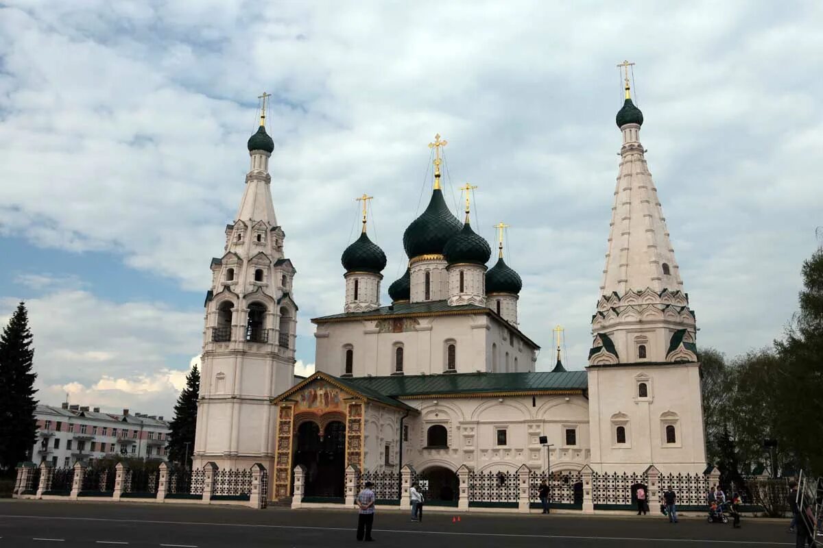 Церковь Ильи пророка (1647-1650).. Церковь Ильи пророка в Ярославле. Церковь Ильи пророка (1647-50) Ярославль. Город Ярославль Церковь Ильи пророка.