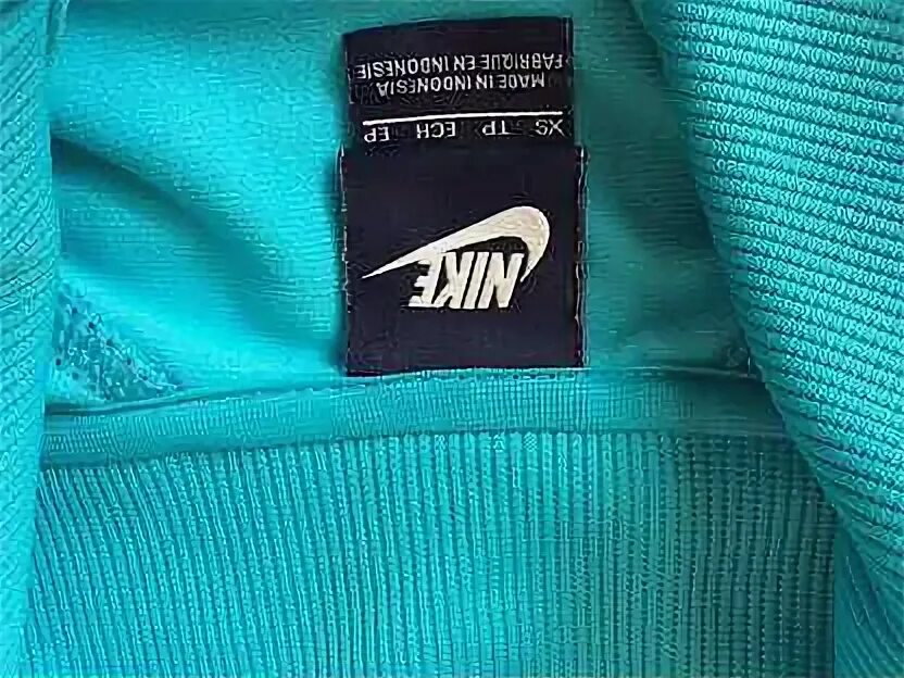 Флекс фит кепка белая от левис. Made in vietnam nike оригинал или нет. Авито оригинал одежда. Авито оригинал одежда. Футболка джил сандер.