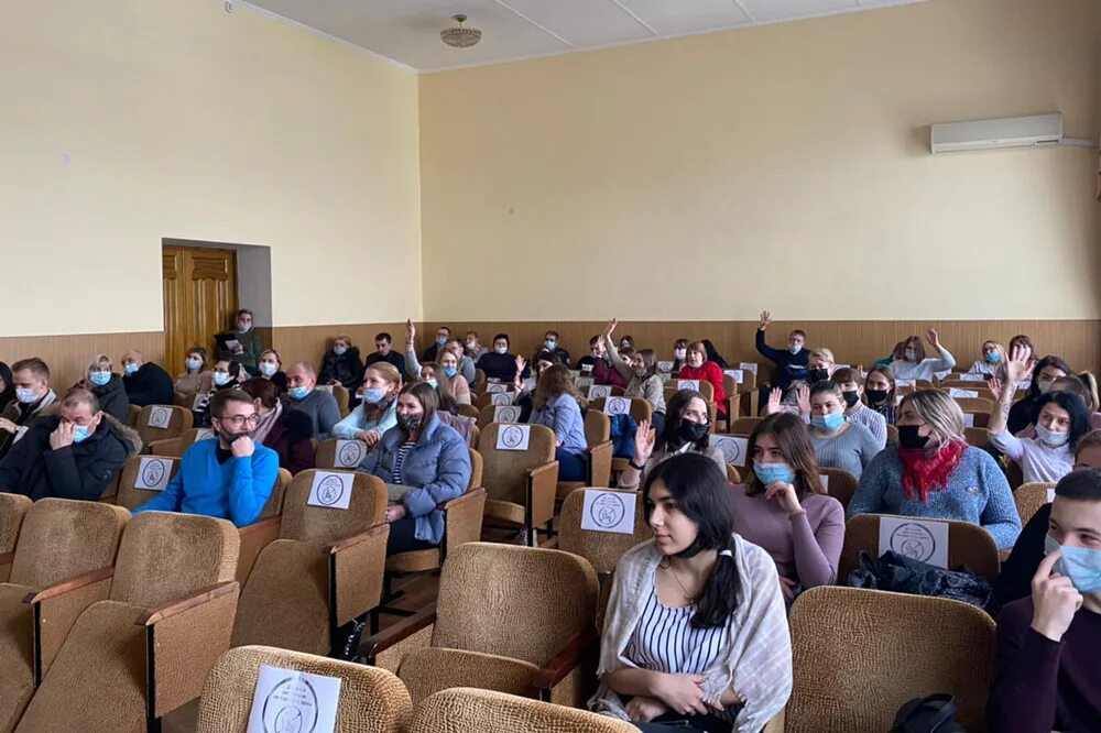 Лев толстовская районная. Сайт лев толстовской цбс. Лев толстовская районная. Лев толстовская районная. Лев толстой поселок липецкая.