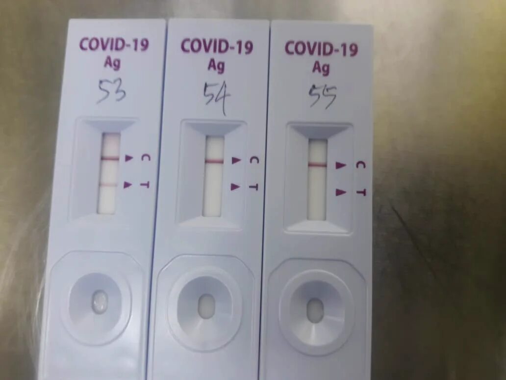 Тест на угрозу. Экспресс тест antigen rapid test covid19. экспресс-тест на covid-19 antigen rapid. covid 19 test экспресс-тест. экспресс-тест на ковид 2 полоски.