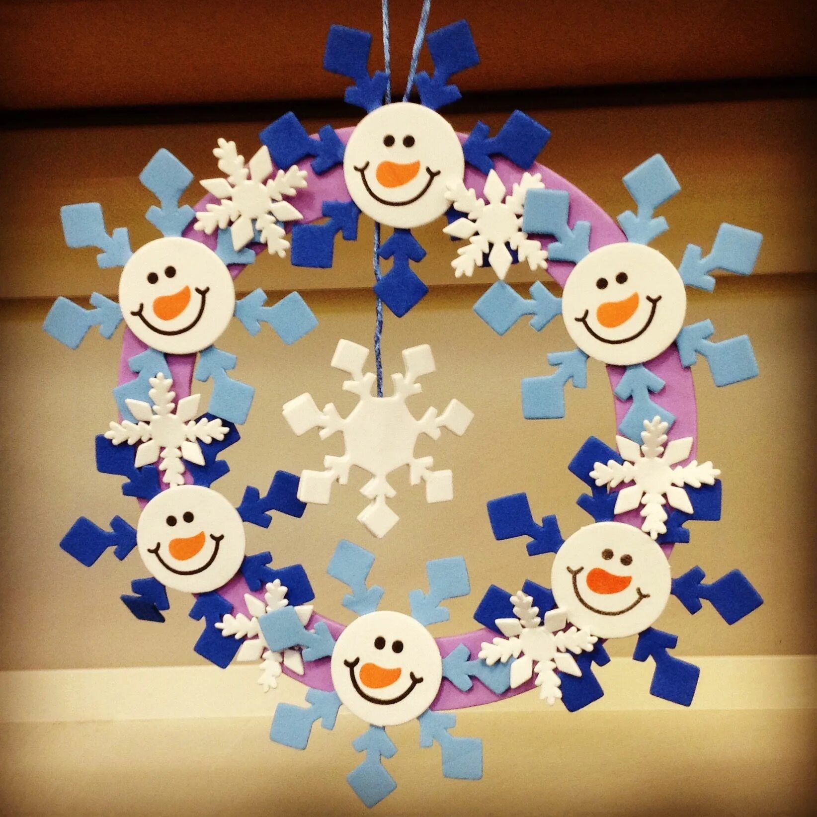 снежинка из умных палочек. снежинка в подготовительной группе. снежинки аппликация для детей. как сделать аппликацию снежинки. аппликация снежинка.