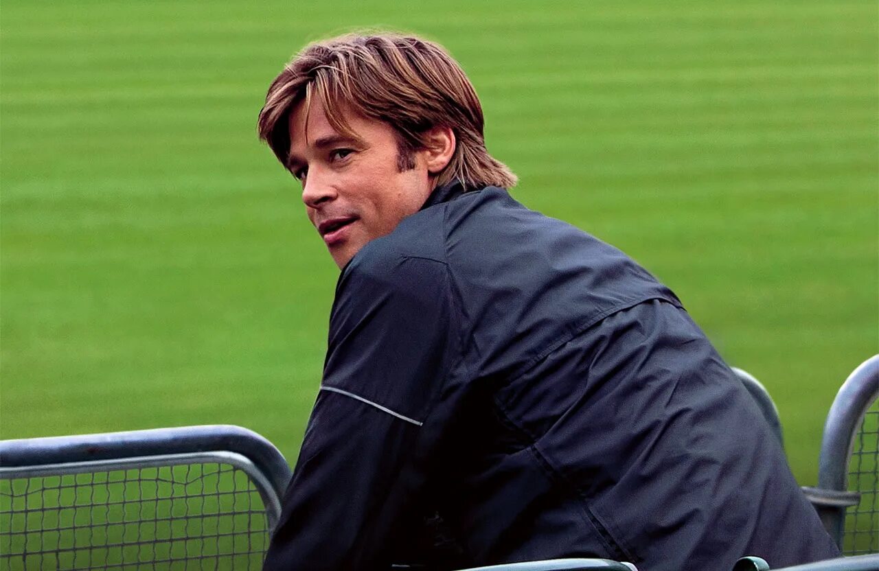 Брэд питт fury. Онлайне бреде. Статус брэда. Брэд питт ограбление казино. Три шага в бреду тоби даммит.