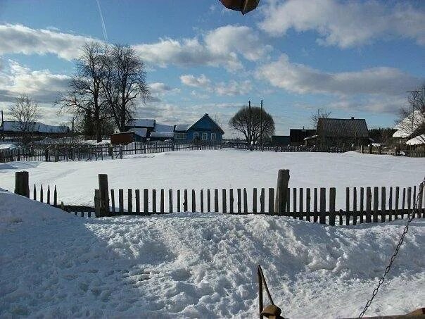 Барахолка новгородская область. Деревня Хорино Новгородская область. Деревня Хорино Окуловского района Новгородской области. Нездрино Новгородская область. Нездрино Новгородская область Окуловский район.