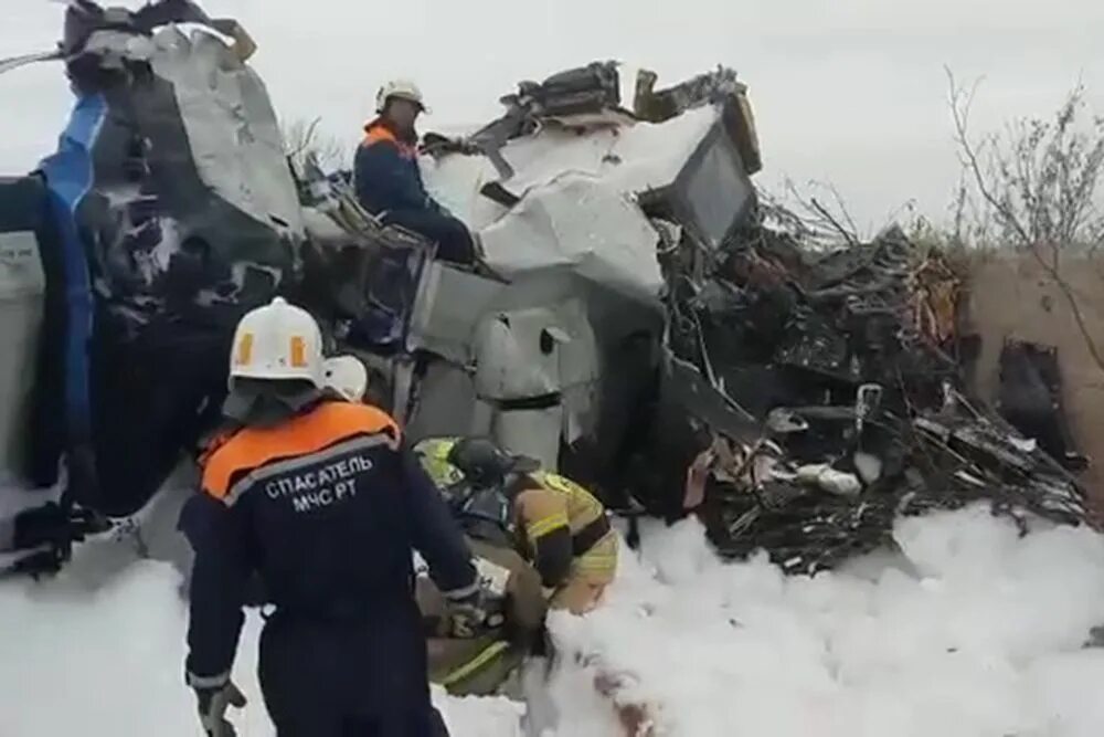 Место крушения самолёта l-410 Мензелинск. Катастрофа л410 в Мензелинске. Катастрофа l-410 под Мензелинском. Авиакатастрофа в иваново 2024