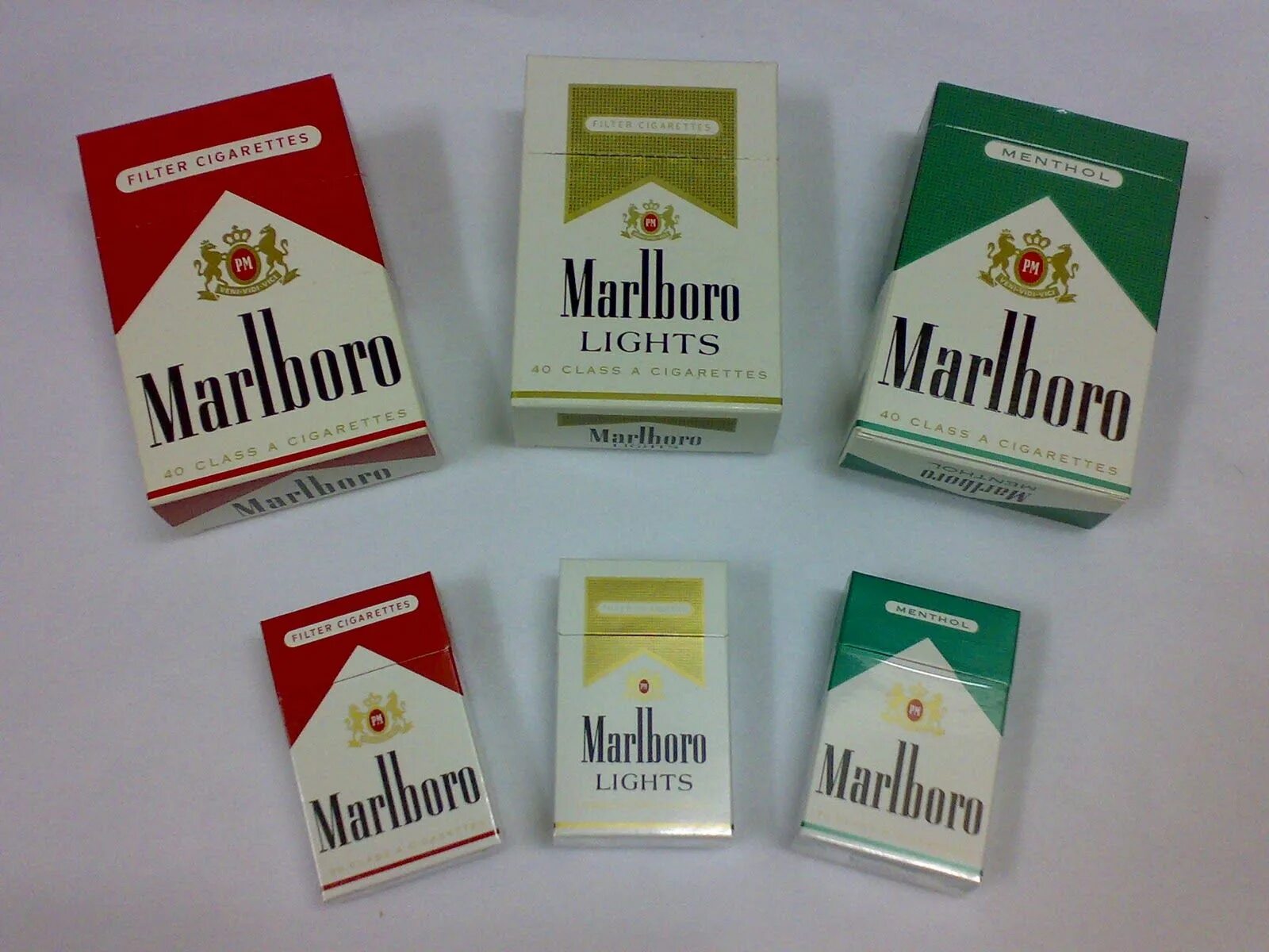 Сигареты архангельск купить. Сигареты Marlboro 90 годов. Мальборо сигареты Старая пачка. Сигареты Мальборо американские 90. Сигареты Мальборо 2000 годов.