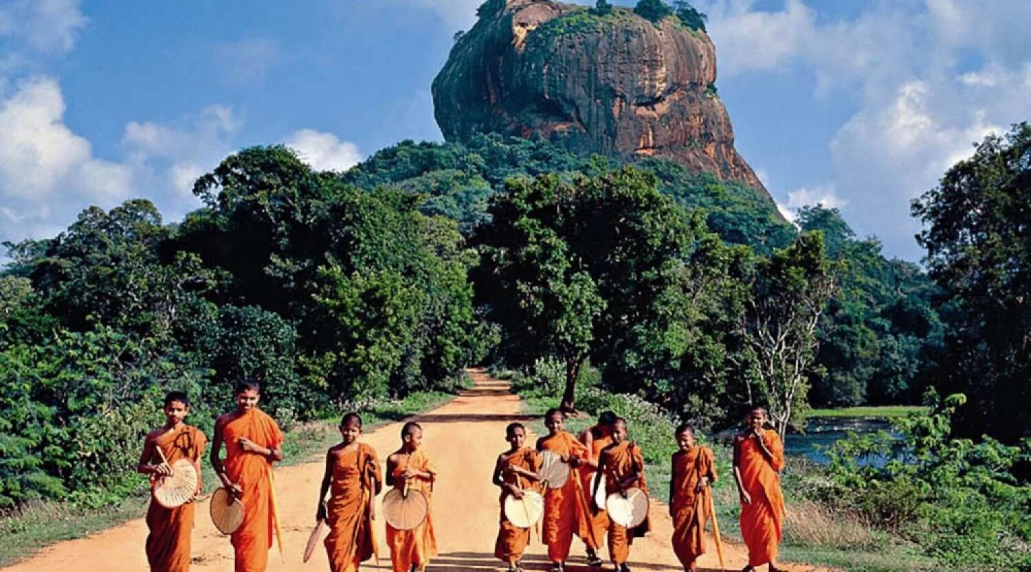 Шри ланкийцы. Ланкийцы Шри Ланка. Сингалы Шри Ланка. Шри Ланка население Национальность. Шри ланка раньше