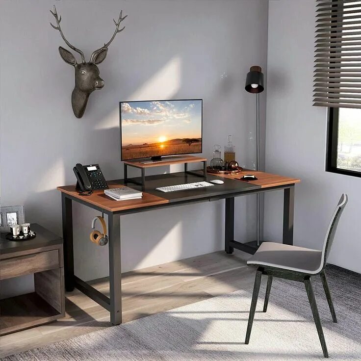 Boarding desk