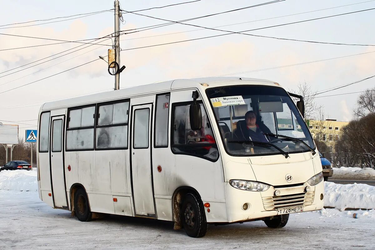 Пермь мулянка автобус. Мулянка Пермь 442 автобус. Автобус Мулянка шоколад. Т728ео123. Автобус до Мулянки 442 а.