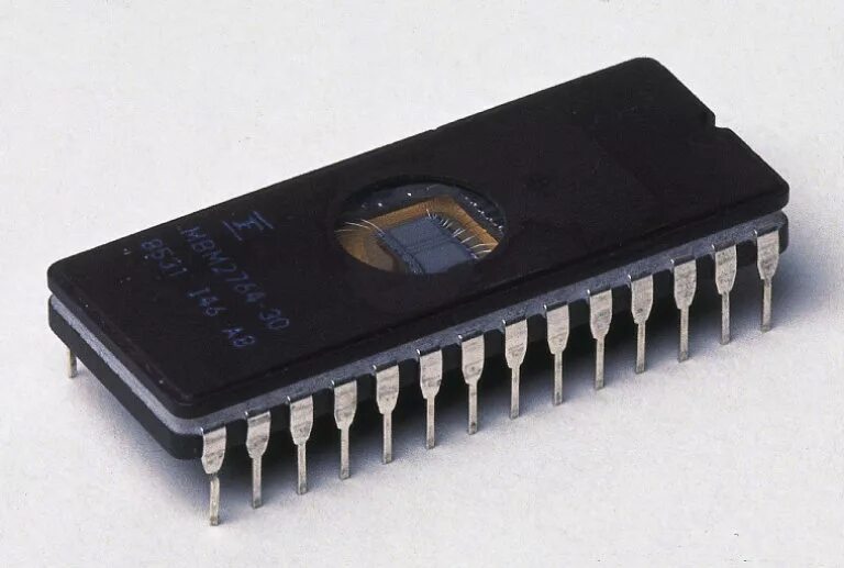 Микросхема эвм. Третье поколение эвм интегральные схемы. Бис, имс. Интегральные микросхемы. Dip7 микросхемы.