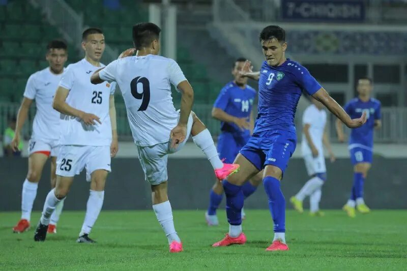 узбекистан футбол прямой эфир сейчас прямая