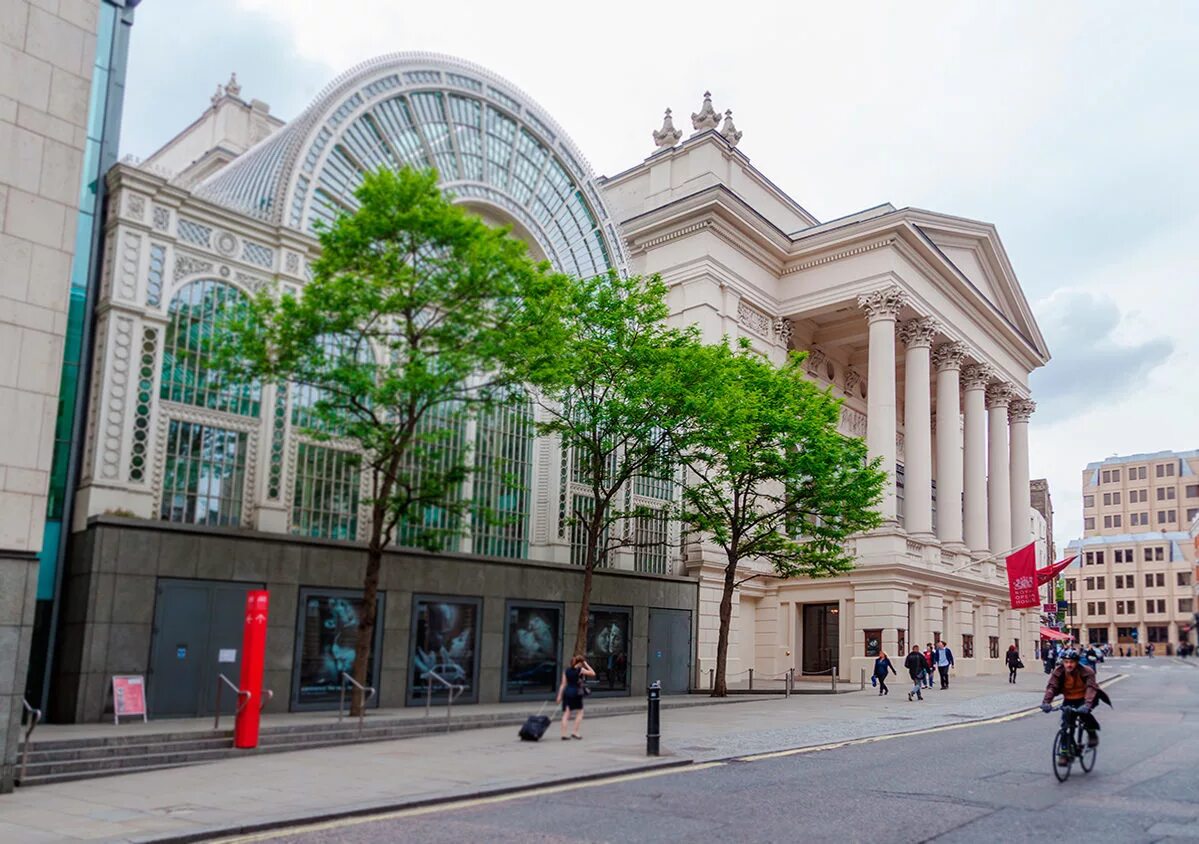 Ковент гарден в лондоне. Ковент гарден снаружи. Лондон опера ковент гарден. Лондон опера ковент гарден. Театра гарден.