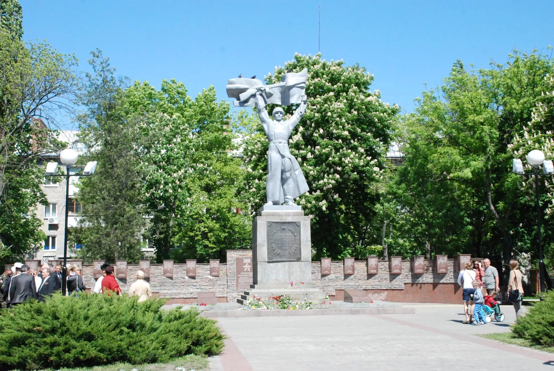 Кременчуг последние. Кременчуг город украина. кременчуг полтавская область. кременчуг города на днепре. кременчуг достопримечательности.