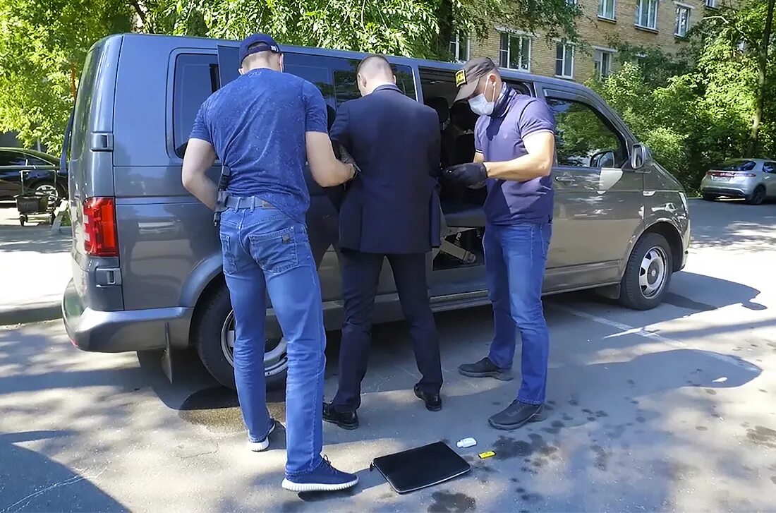 Новости угрожает. Сафронов советник главы Роскосмоса.