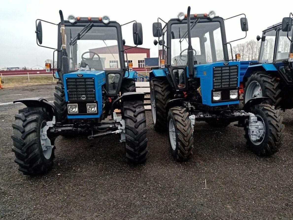 1. 1 / беларус 82. трактор мтз 82. беларус мтз-82. балочный трактор мтз 82.