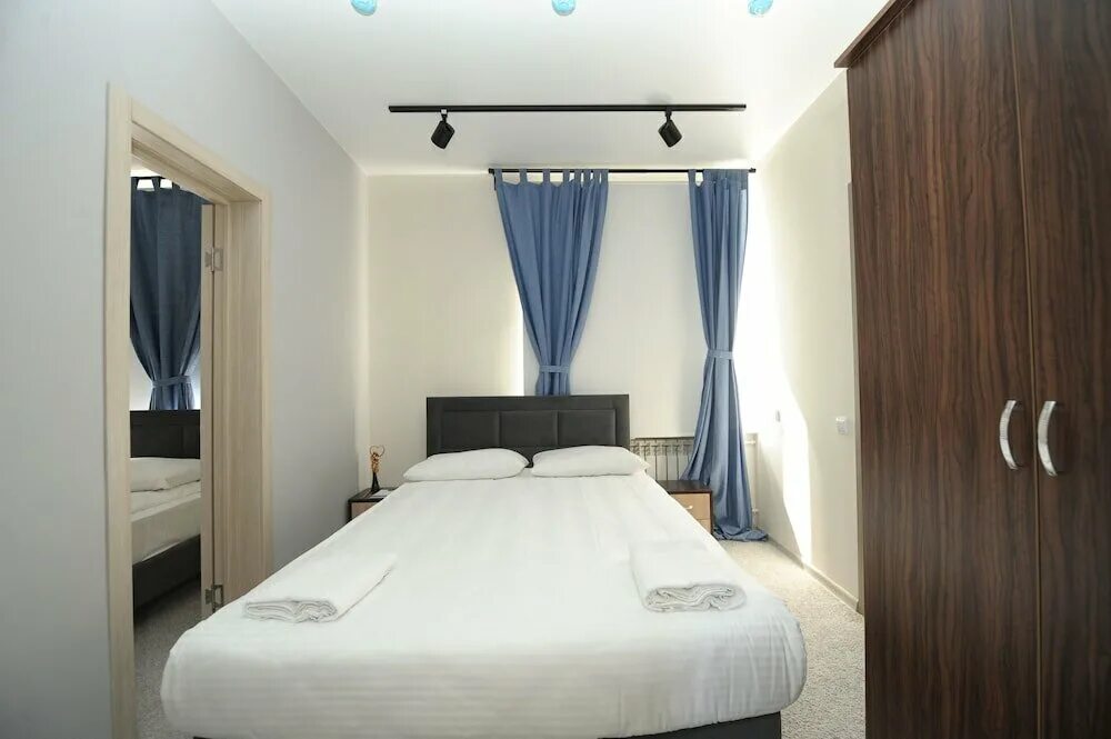 Константина федина 28а сызрань. Хостелы в сызрани. Сызрань хостел энергия. Гостиница триумф сызрань. Двухъярусная кровать для хостела.