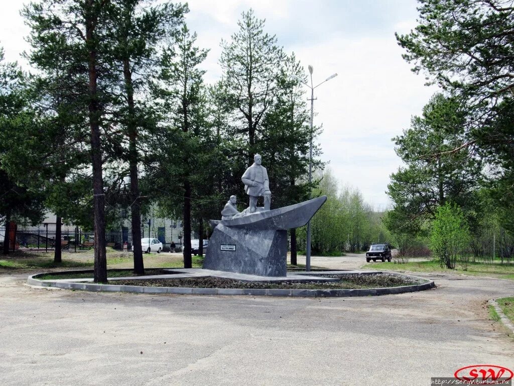 Область города печора. Памятник русанова печора. памятник русанову печора коми. русанов памятник печора. памятник в. а. русанову памятники печора.
