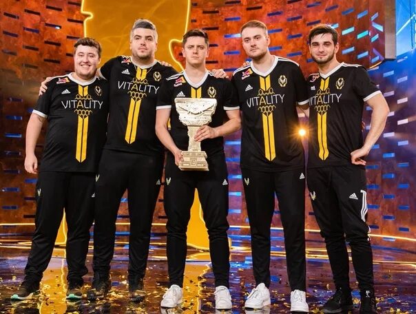 14 14 новые составы. Тим Виталити. Виталити КС го. Команда Виталити. Team Vitality CS go.