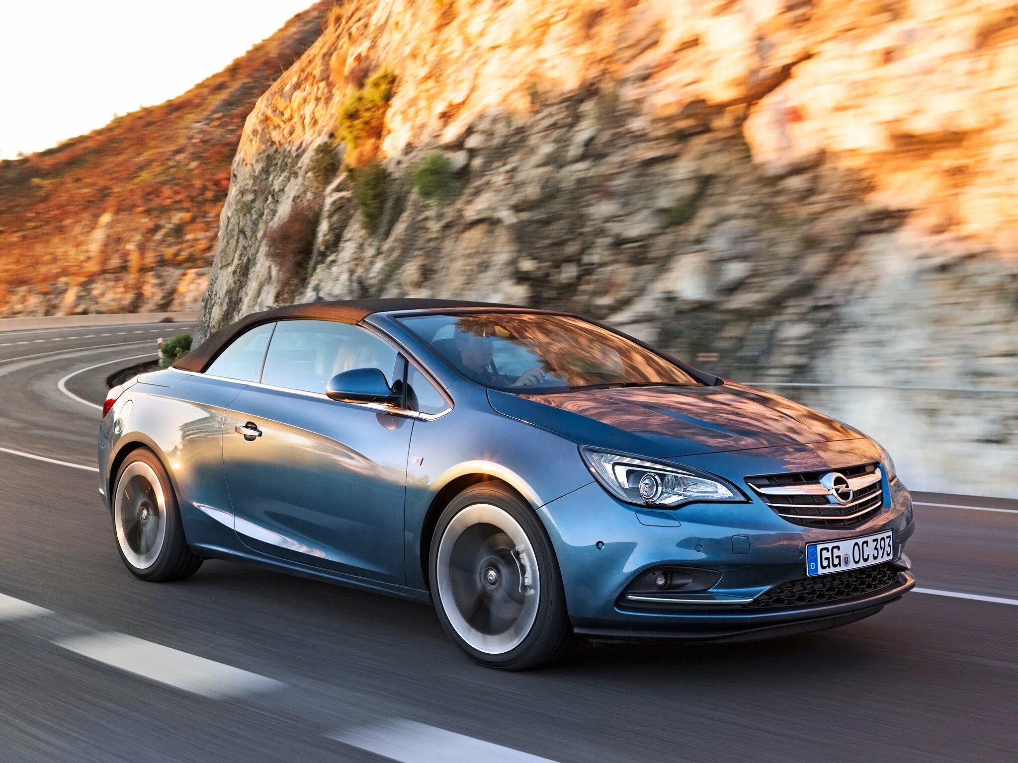 Opel германия. Opel Insignia Coupe. Опель Инсигния купе. Opel Insignia купе. Opel Cascada 1.4 Turbo 2016.