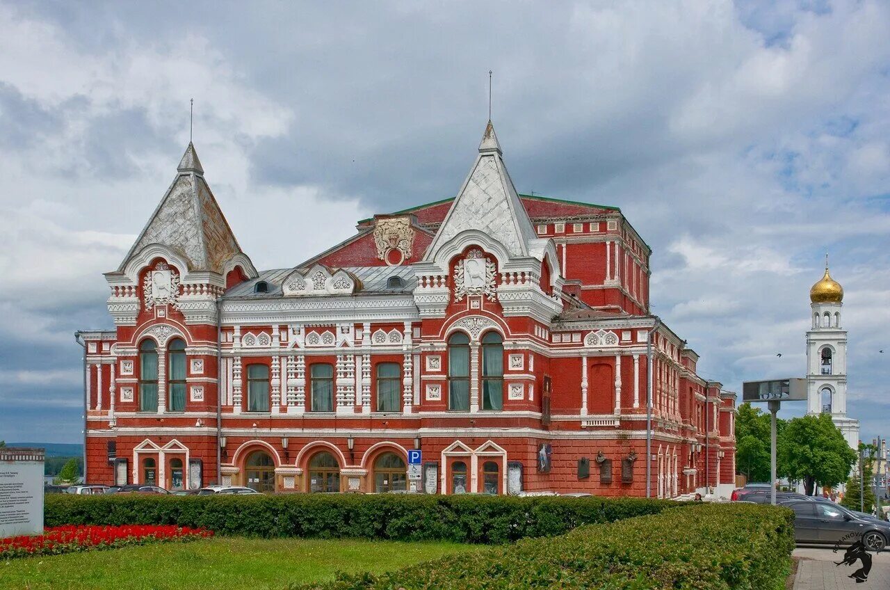 Набережная реки самара. Ул серафимы дерябиной 32 екатеринбург. Храм пресвятого сердца иисуса самара. Самара. Самара старый город 2020.