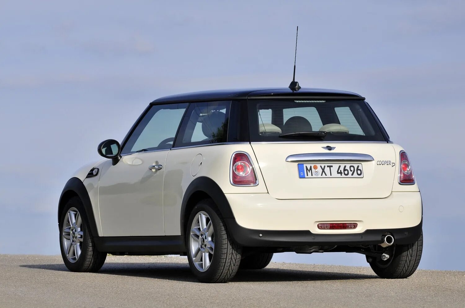 Мини купер кантримен 2010. Mini cooper s 2010. Мини купер кантримен 2010. Mini cooper clubman 2010. Мини купер r56 2010.