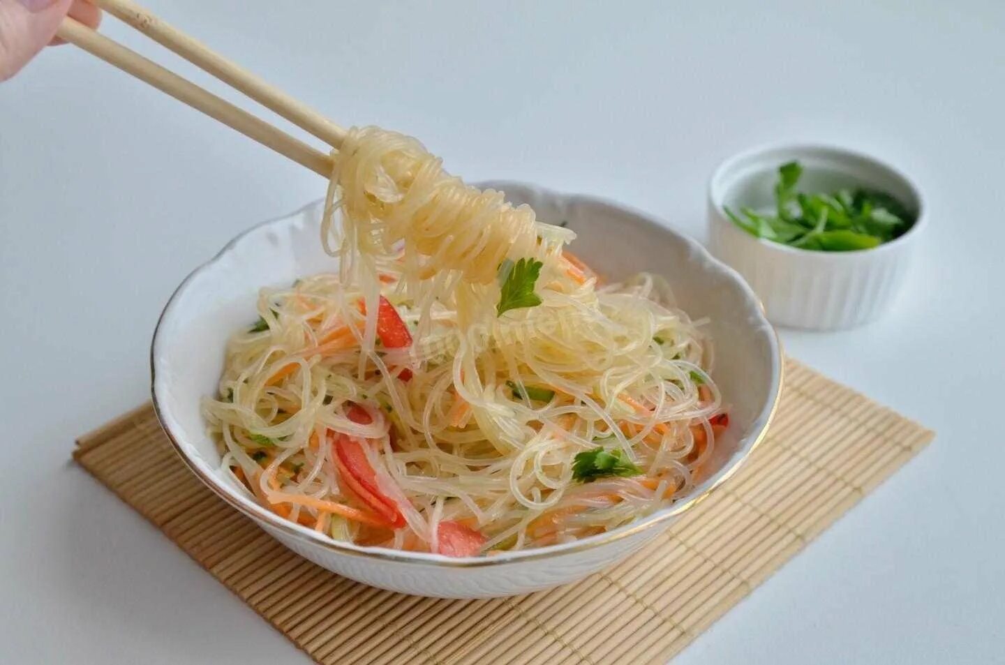 удон фунчоза соба разница. лапша фунчоза. рисовая лапша и фунчоза в чем разница. рисовая лапша и фунчоза в чем разница. рисовая лапша и фунчоза в чем разница.