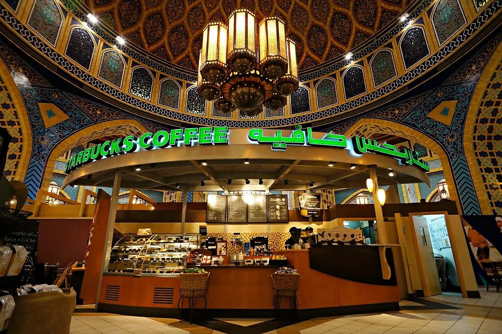 Ибн баттута молл дубай. Старбакс дубай. hafiz mustafa dubai mall. starbucks dubai mall. старбакс в оаэ.