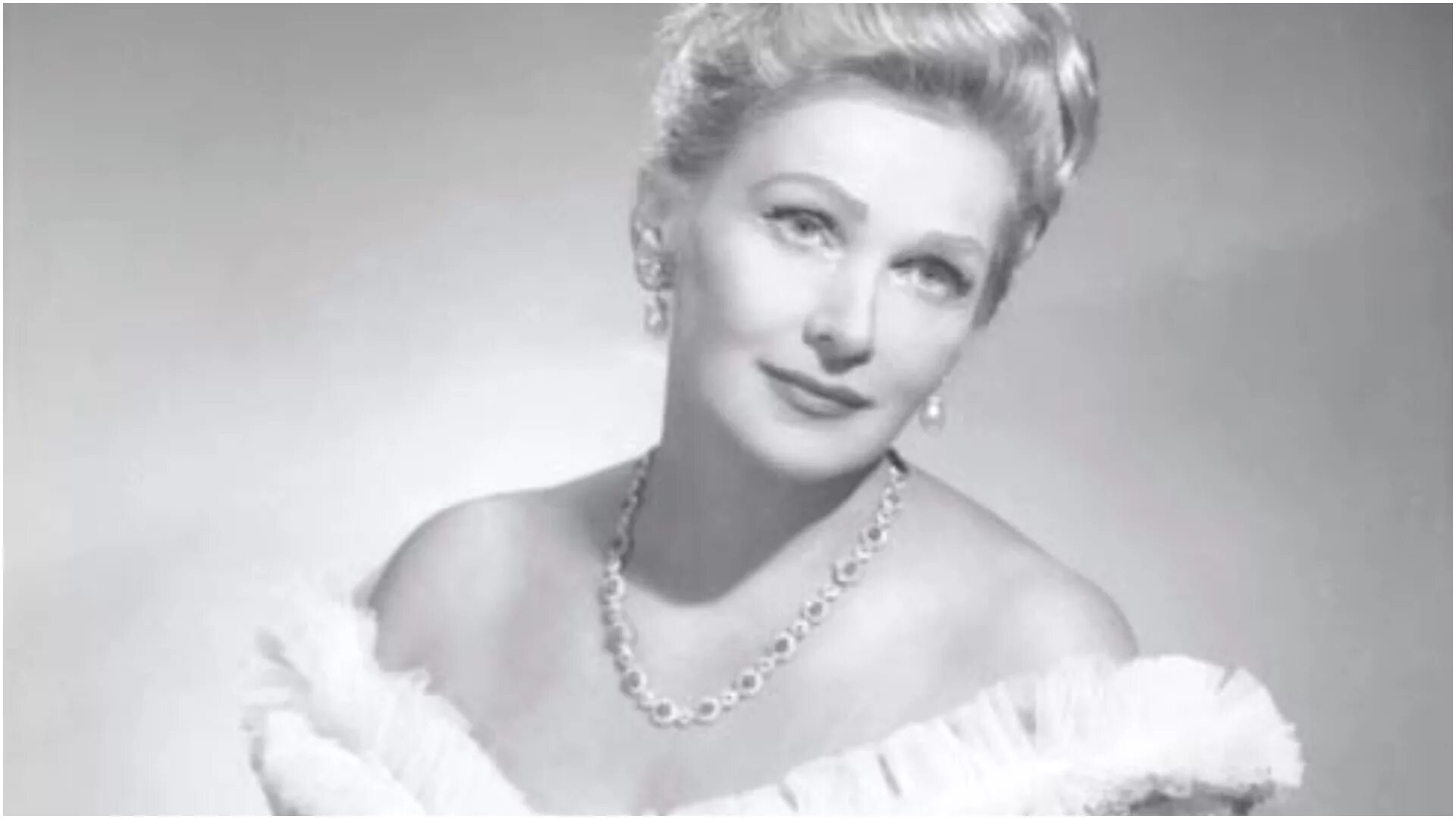 Сопрано меццо сопрано. Меццо-сопрано певицы. Великие сопрано. Монтсеррат кабалье и бернабе марти. Элизабет шварцкопф.