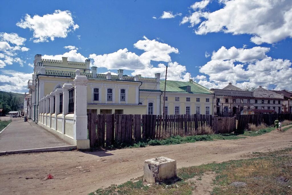 Город Нерчинск Забайкальского края. Дворец Бутиных в Нерчинске. Нерчинск торговые ряды. Г. Нерчинск Читинская обл. Нерчинск улицы